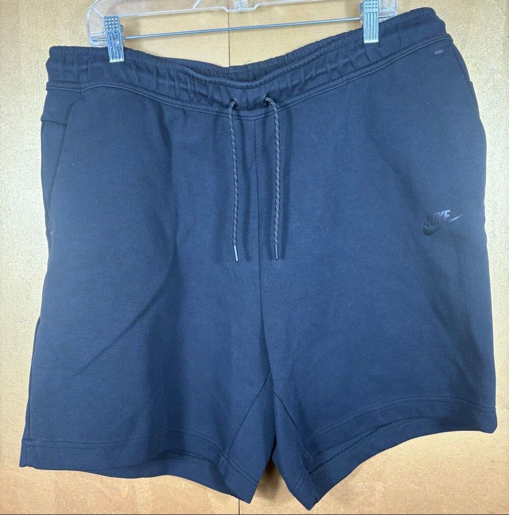 Nike Mens sportswear tech fleece shorts size XXL